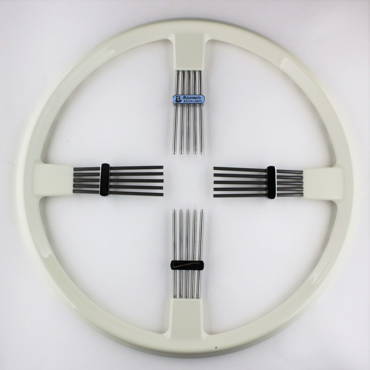 Brooklands 4 spoke steering wheel - ivory rim 14"/35.5cm